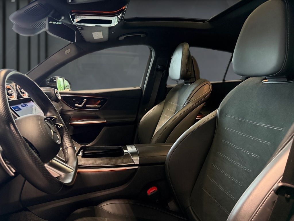 Mercedes-Benz GLC 300 2024 г. Серый, пробег 52997 км