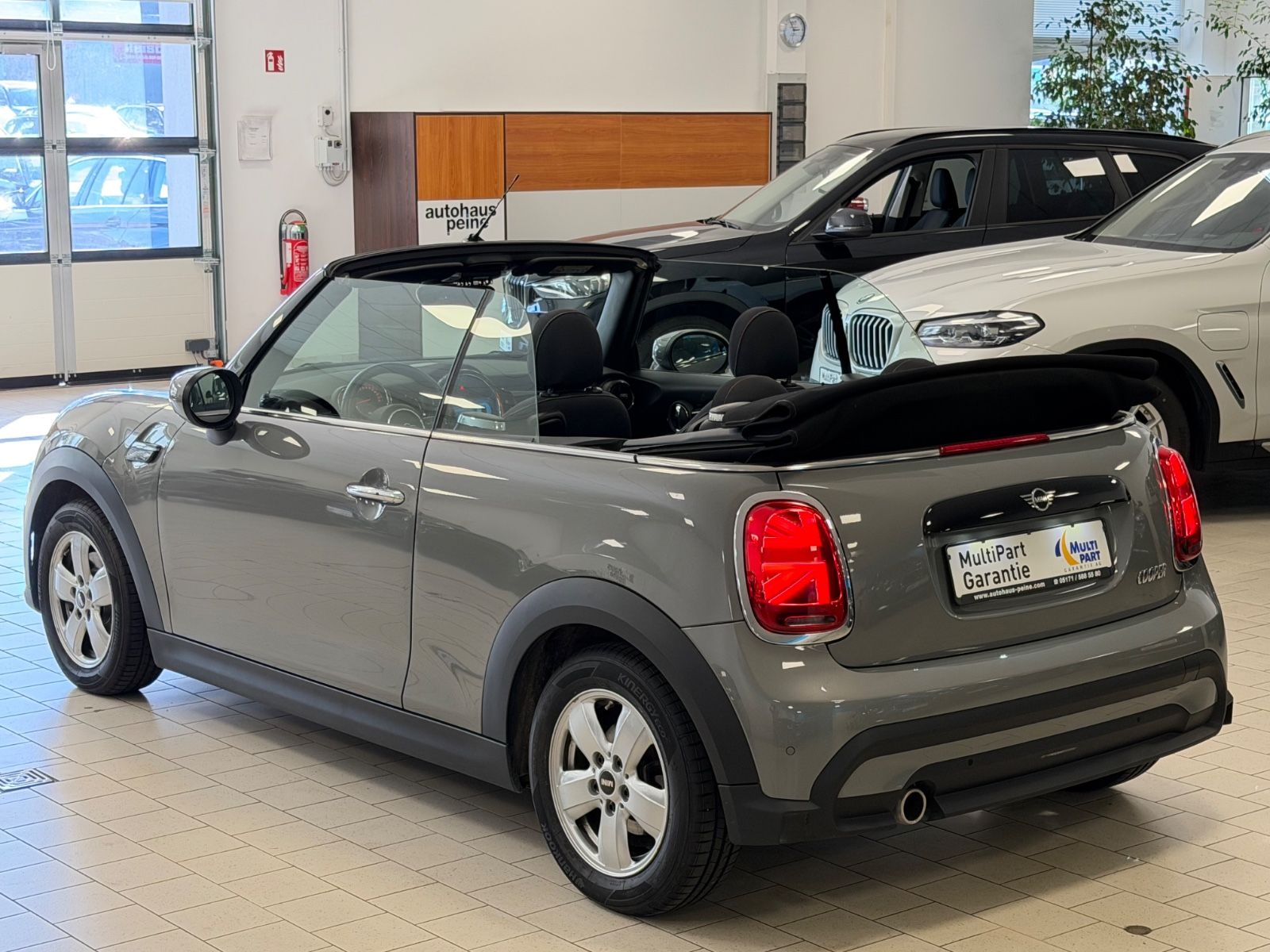 Mini COOPER CABRIO 2022 г. Серый, пробег 58997 км