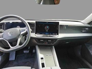 Volkswagen PASSAT VARIANT 2024 г. Чёрный, пробег 27831 км