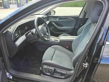Volkswagen PASSAT VARIANT 2024 г. Чёрный, пробег 27831 км