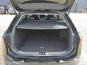 Volkswagen PASSAT VARIANT 2024 г. Чёрный, пробег 27831 км
