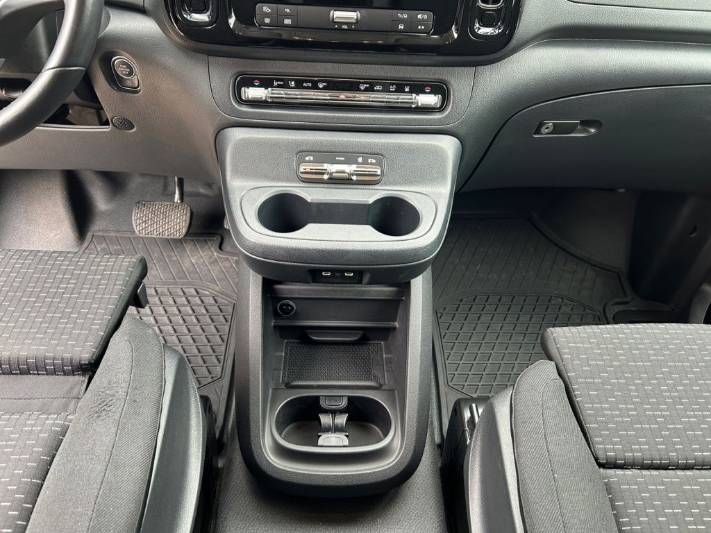 Mercedes-Benz Vito 2024 г. Серый, пробег 29300 км