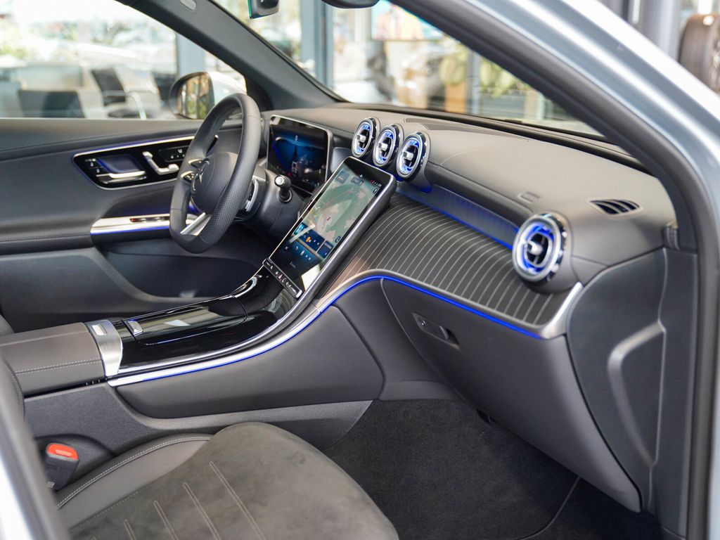 Mercedes-Benz GLC 300 2025 г. Серебристый, пробег 22862 км