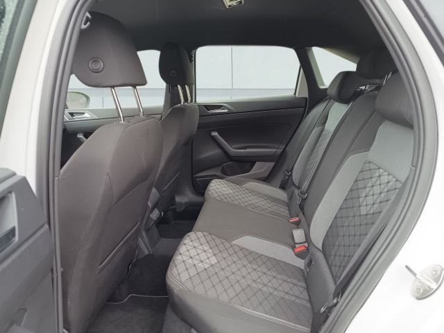 Volkswagen Taigo 2024 г. Белый, пробег 31000 км