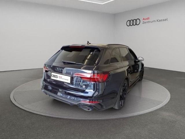 Audi RS4 2024 г. Чёрный, пробег 39693 км
