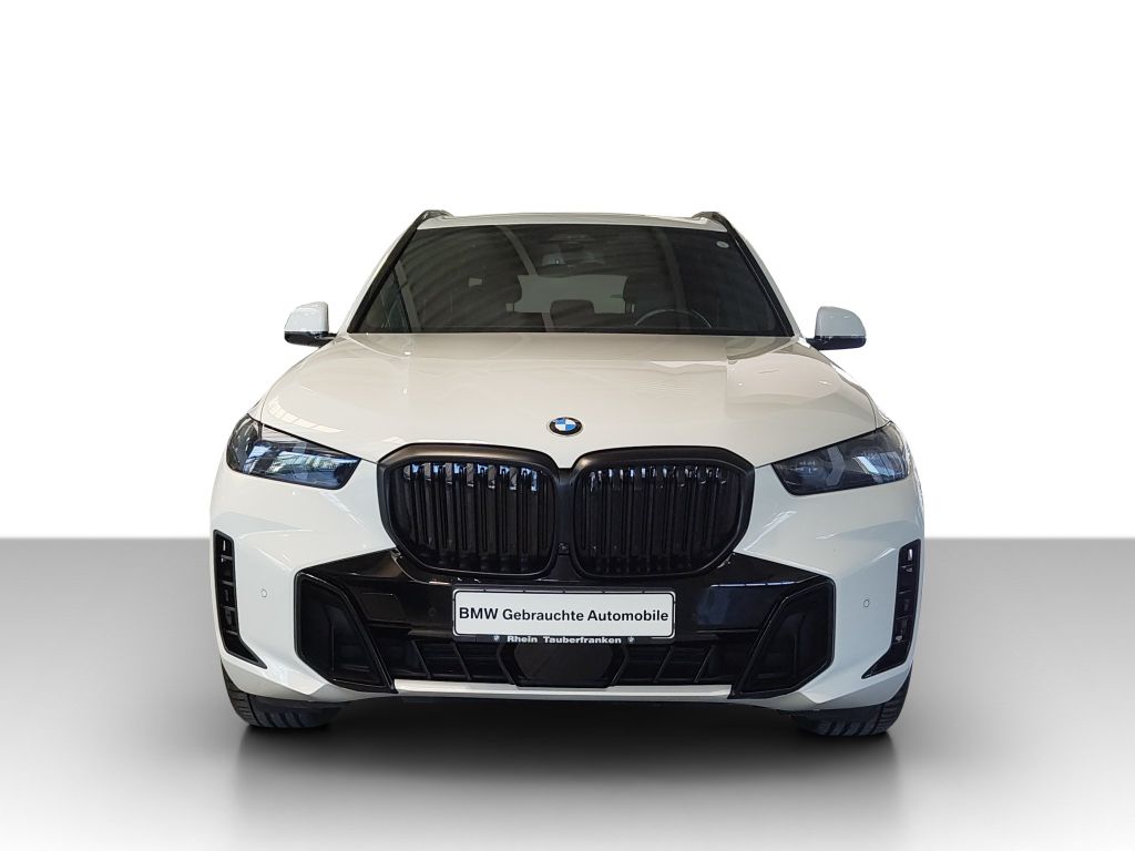 BMW X5 2023 г. Чёрный, пробег 35855 км