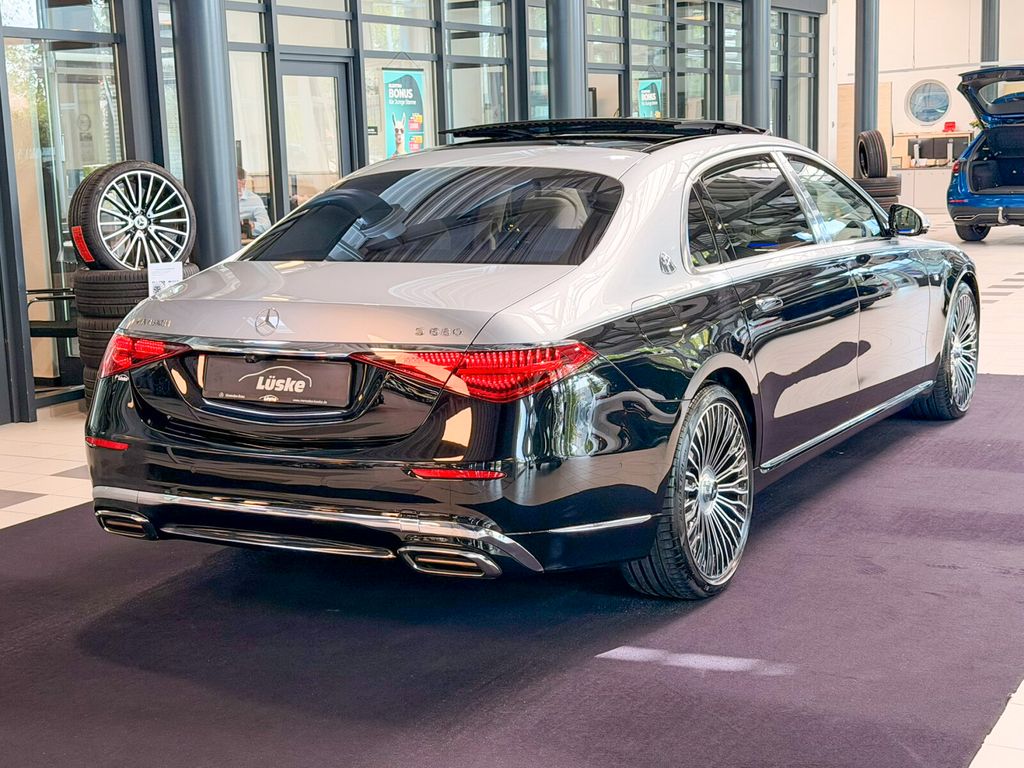 Mercedes-Benz S 680 2024 г. Чёрный, пробег 28469 км
