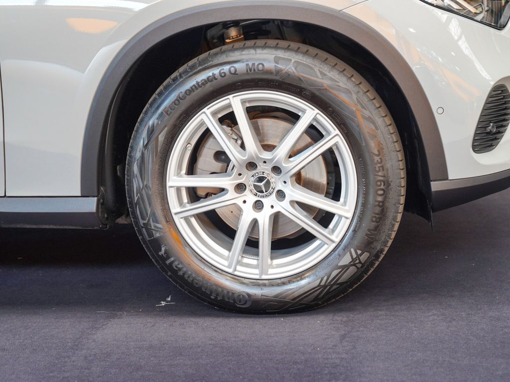 Mercedes-Benz GLC 200 2025 г. Серый, пробег 39410 км