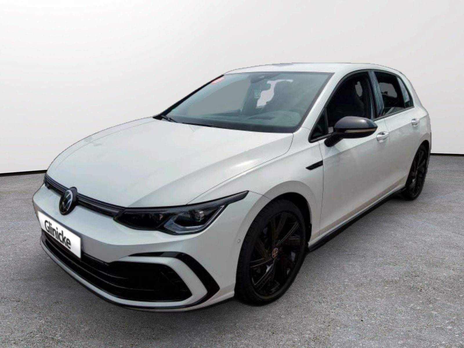 Volkswagen Golf 2024 г. Белый, пробег 20350 км