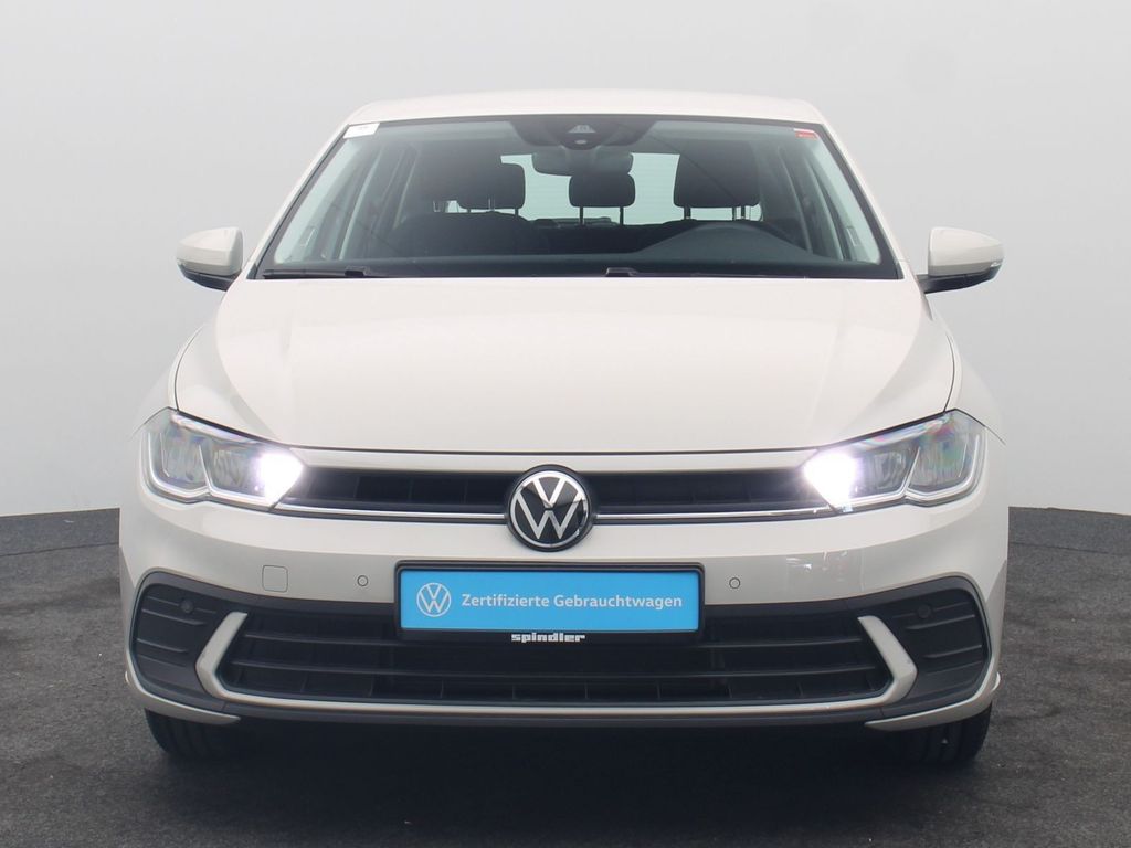 Volkswagen Polo 2024 г. Серый, пробег 44000 км