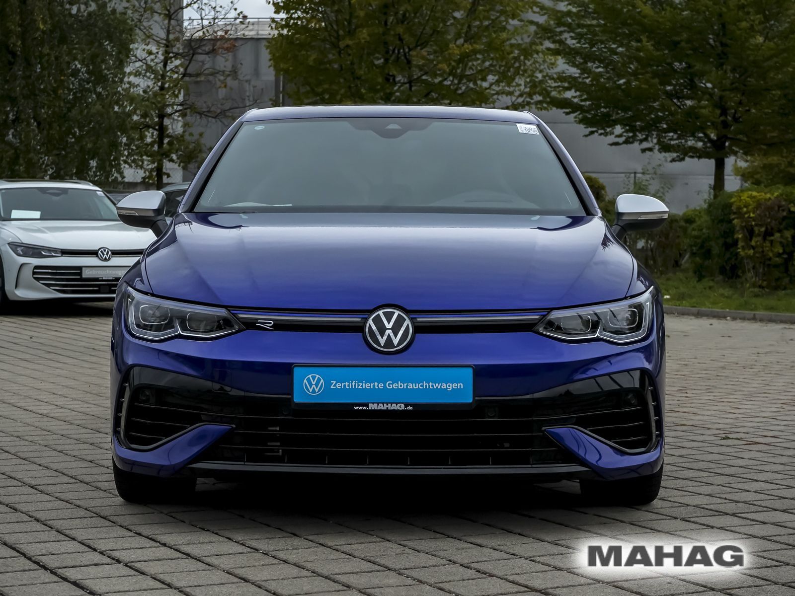 Volkswagen Golf 2023 г. Синий, пробег 23867 км