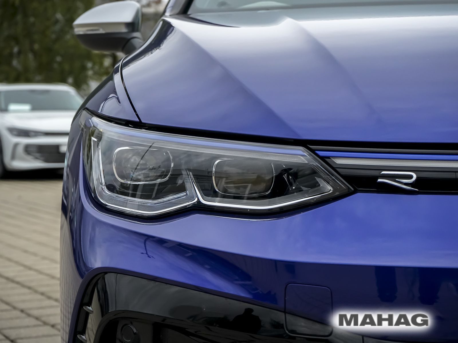 Volkswagen Golf 2023 г. Синий, пробег 23867 км