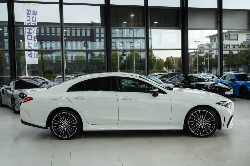 Mercedes-Benz CLS 450 2022 г. Белый, пробег 27850 км