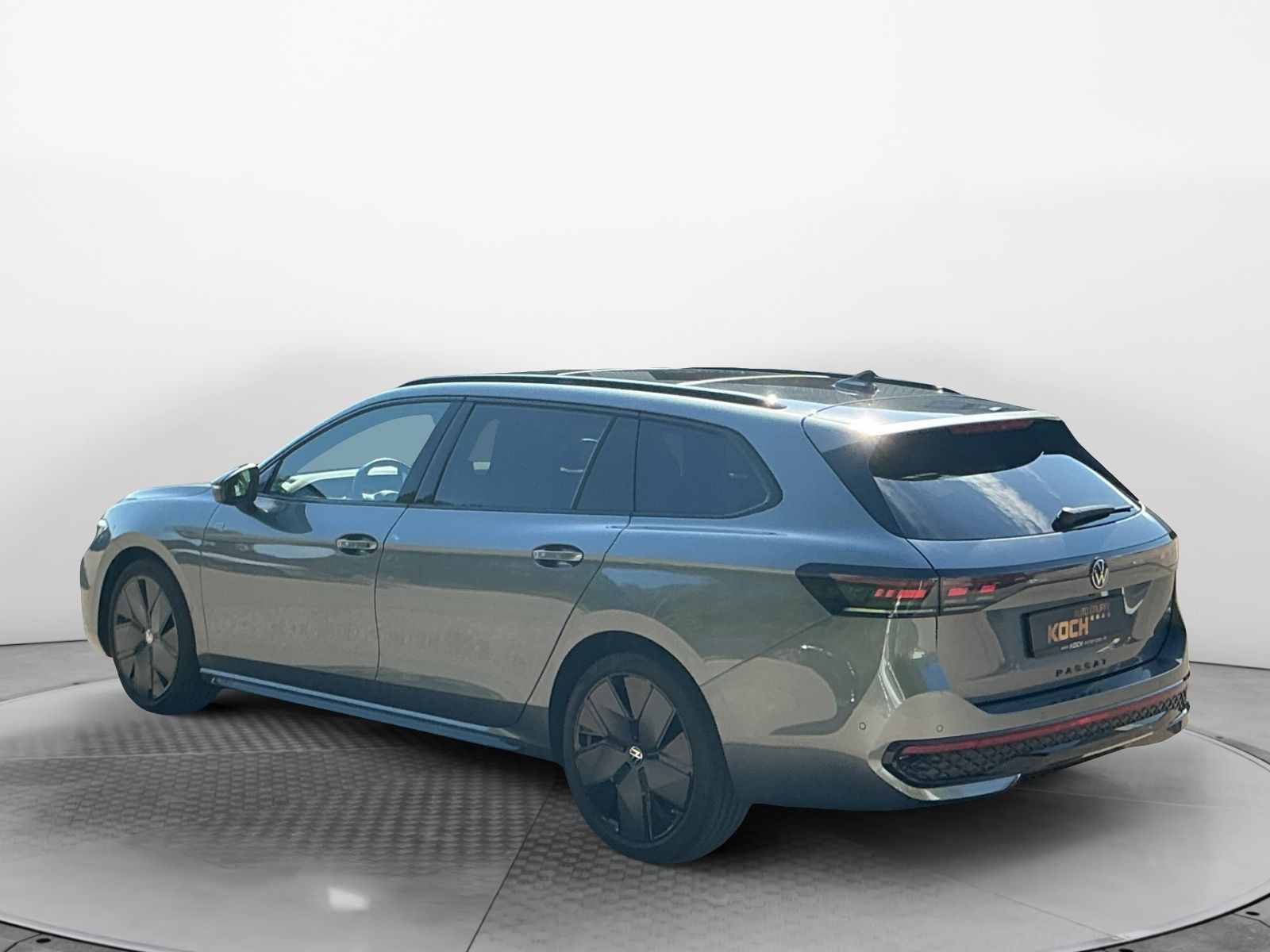 Volkswagen PASSAT VARIANT 2025 г. Серый, пробег 29000 км