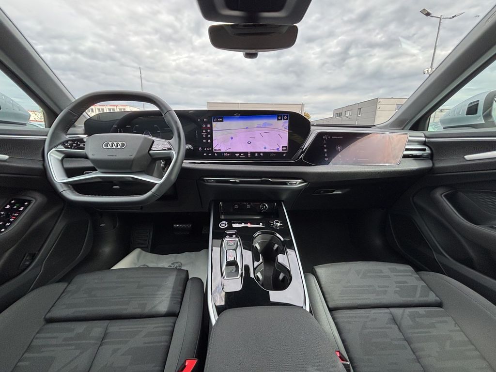 Audi A6 2025 г. Серебристый, пробег 26900 км