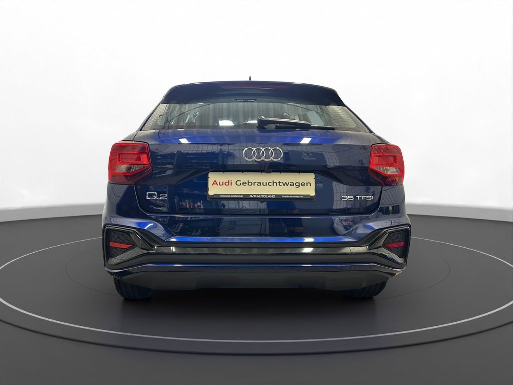 Audi Q2 2024 г. Синий, пробег 40797 км