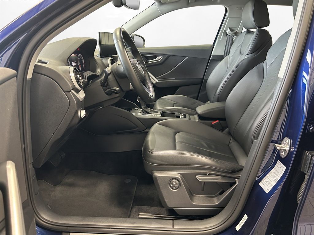 Audi Q2 2024 г. Синий, пробег 40797 км
