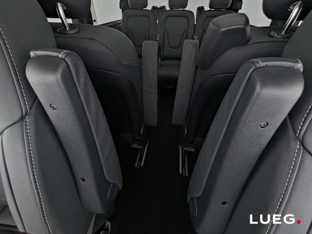 Mercedes-Benz V 300 2024 г. Серый, пробег 21441 км