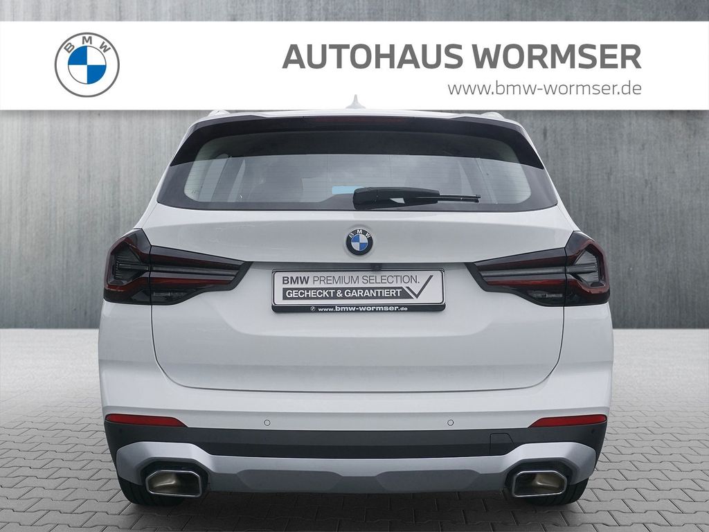 BMW X3 2023 г. Белый, пробег 49650 км