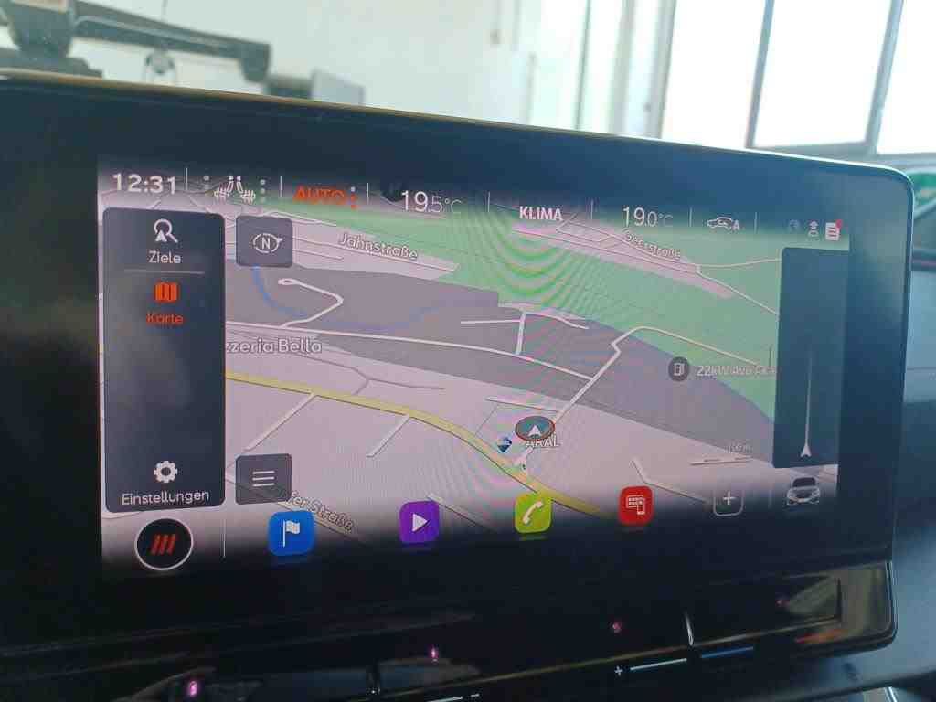 Cupra Leon 2022 г. Серый, пробег 57500 км