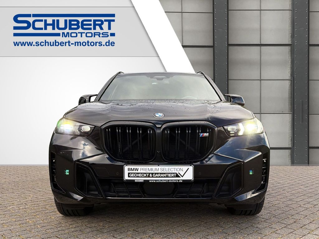 BMW X5 M60 2024 г. Чёрный, пробег 53757 км