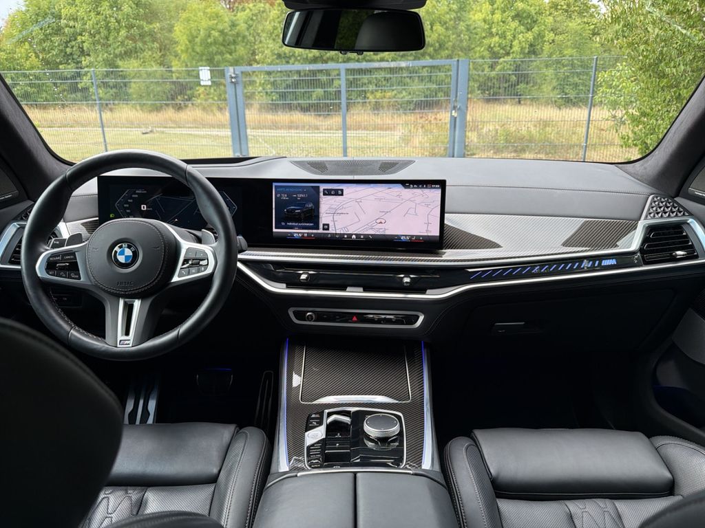 BMW X5 M60 2024 г. Чёрный, пробег 53757 км