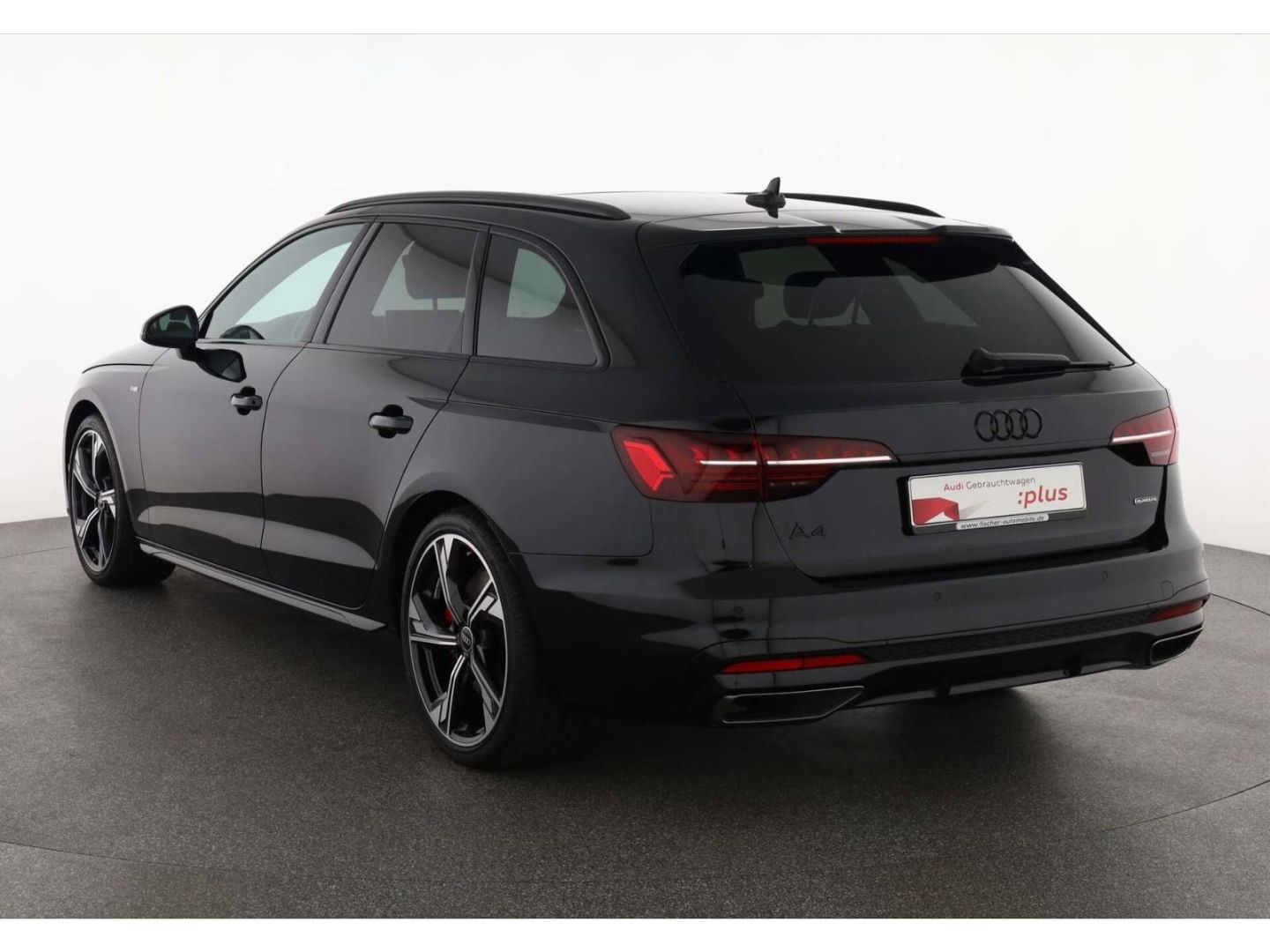 Audi A4 2025 г. Чёрный, пробег 11827 км