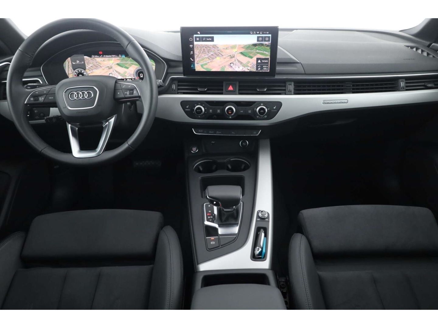 Audi A4 2025 г. Чёрный, пробег 11827 км