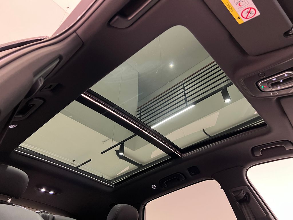Audi Q7 2023 г. Чёрный, пробег 44000 км