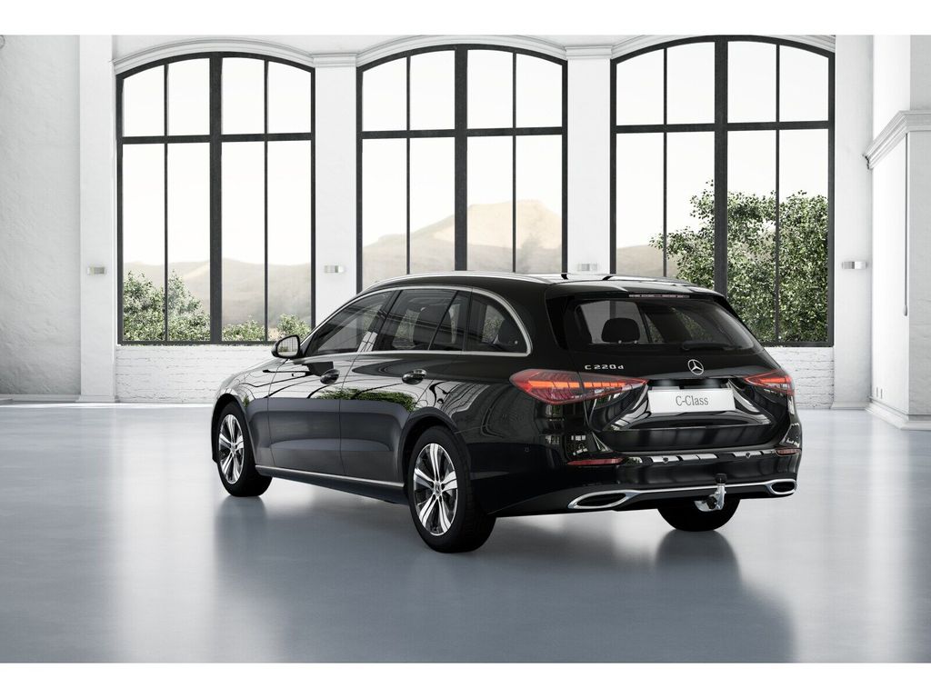Mercedes-Benz C 220 2023 г. Чёрный, пробег 53932 км