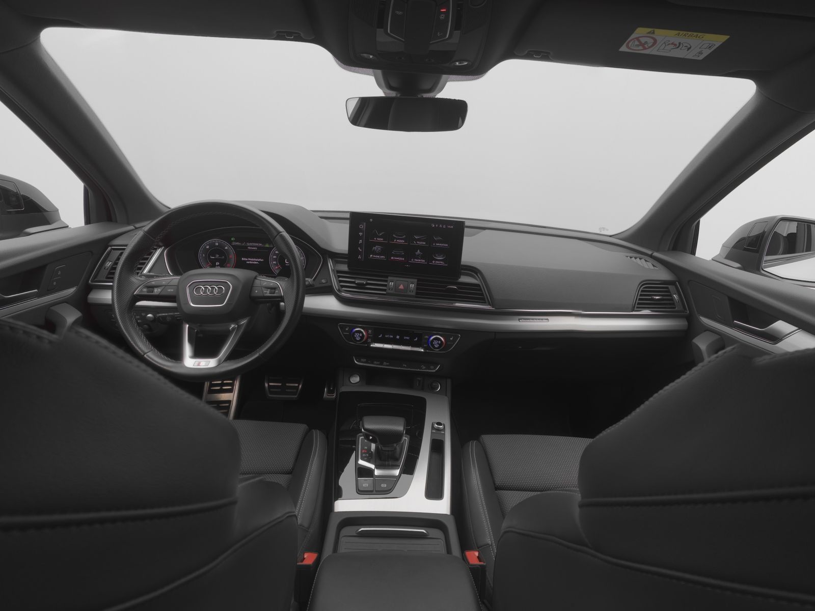 Audi Q5 2023 г. Белый, пробег 58800 км