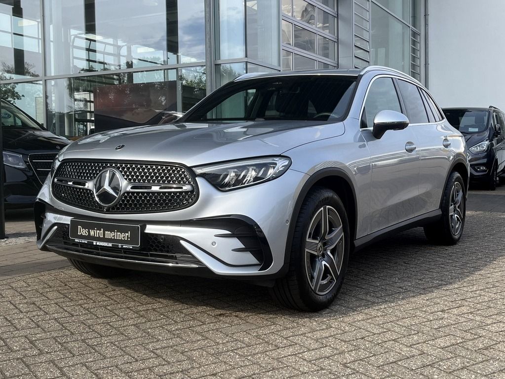Mercedes-Benz GLC 200 2025 г. Серебристый, пробег 8045 км