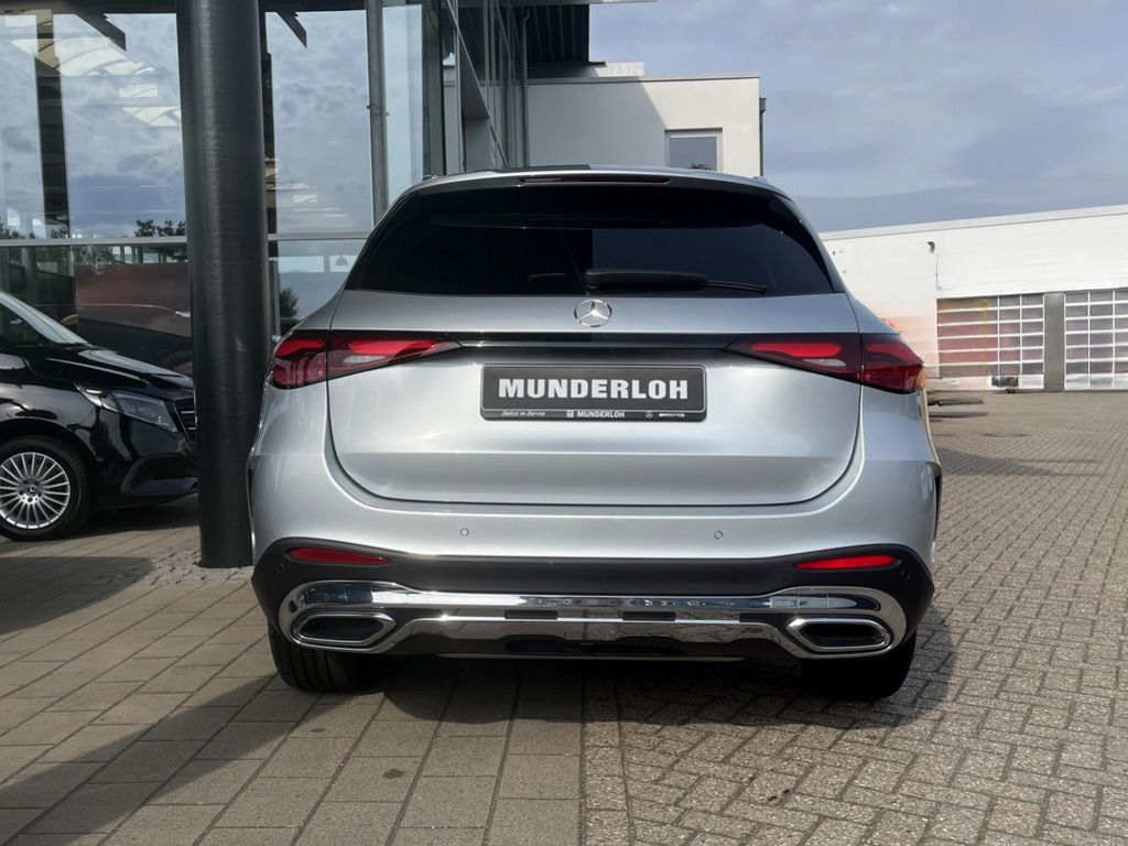 Mercedes-Benz GLC 200 2025 г. Серебристый, пробег 8045 км