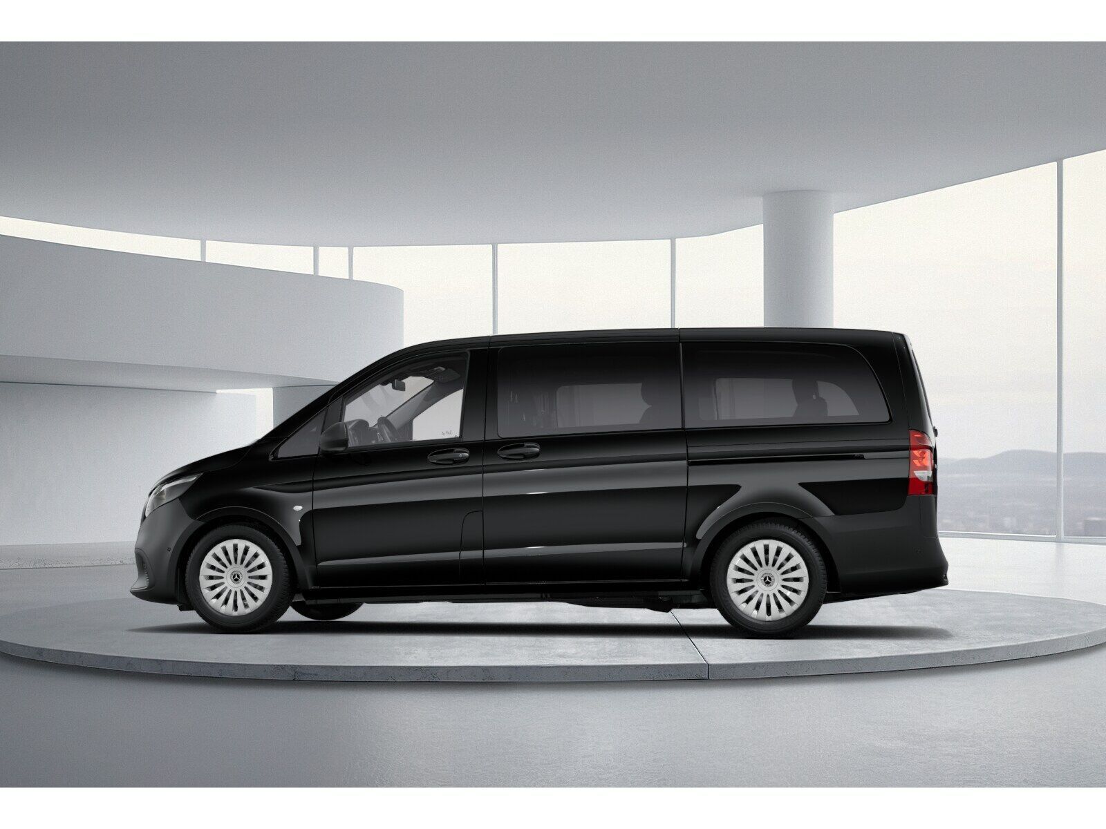 Mercedes-Benz Vito 2025 г. Чёрный, пробег 42000 км