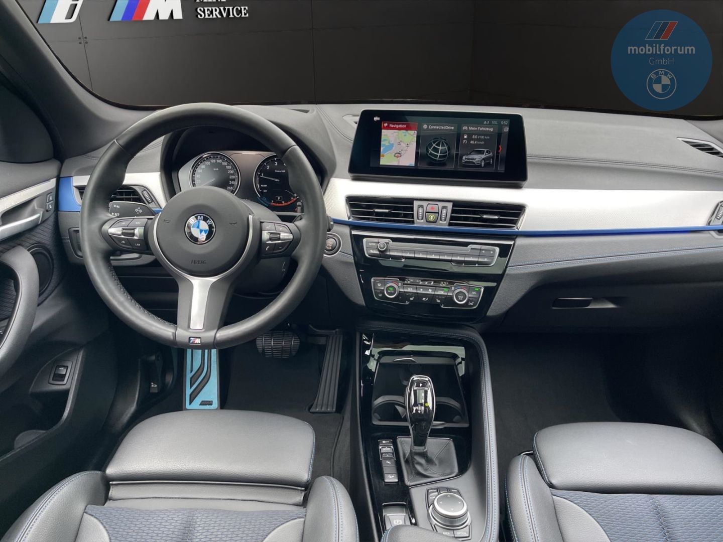 BMW X1 2022 г. Синий, пробег 28349 км