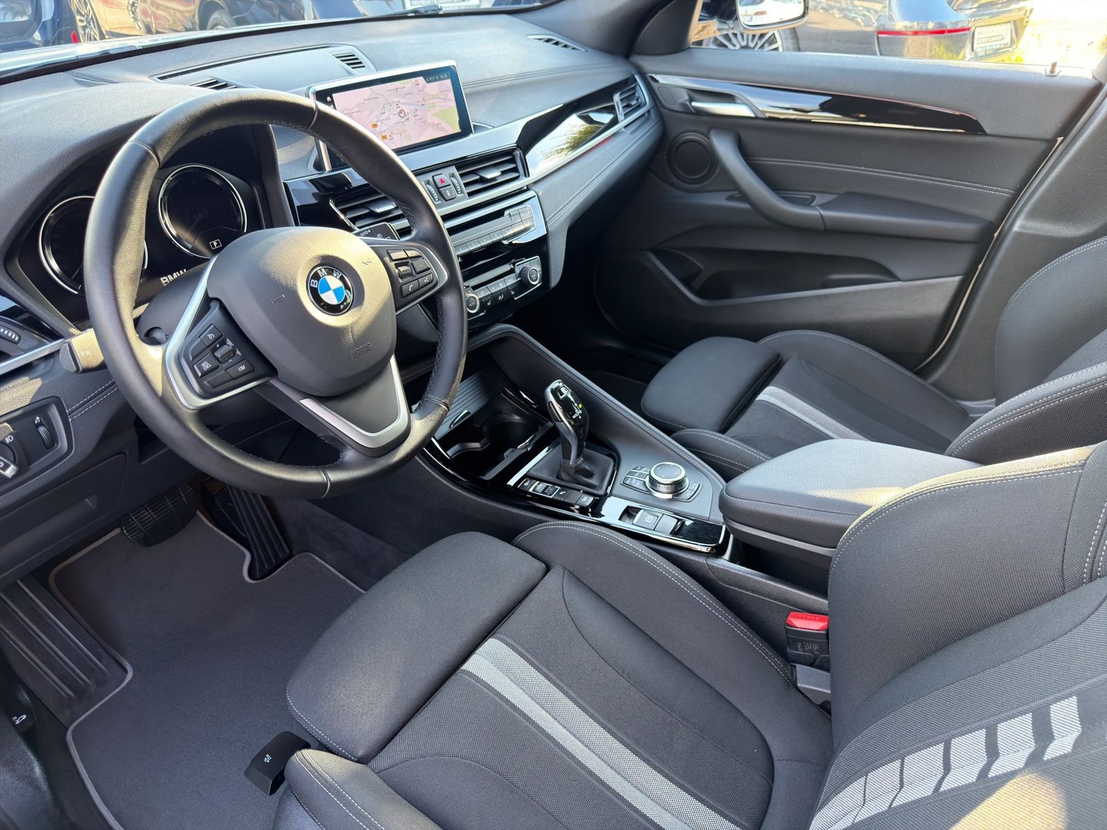 BMW X2 2022 г. Белый, пробег 46348 км