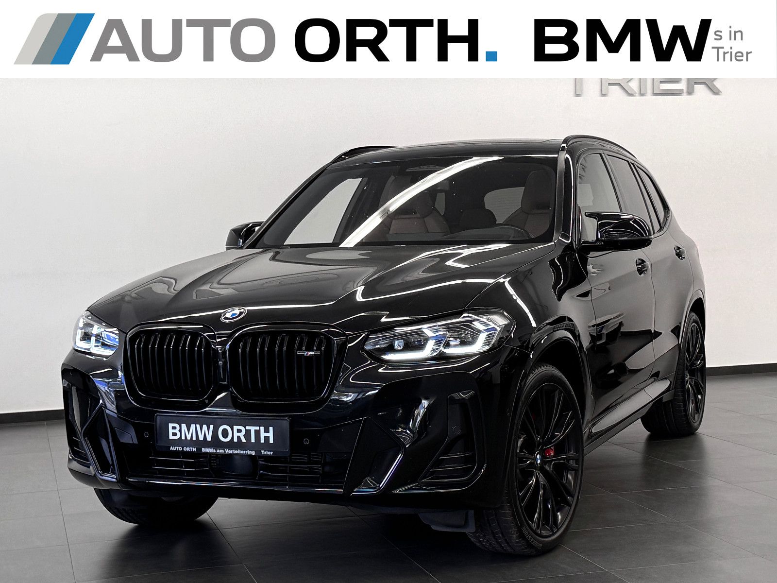 BMW X3 M40 2023 г. Чёрный, пробег 33900 км