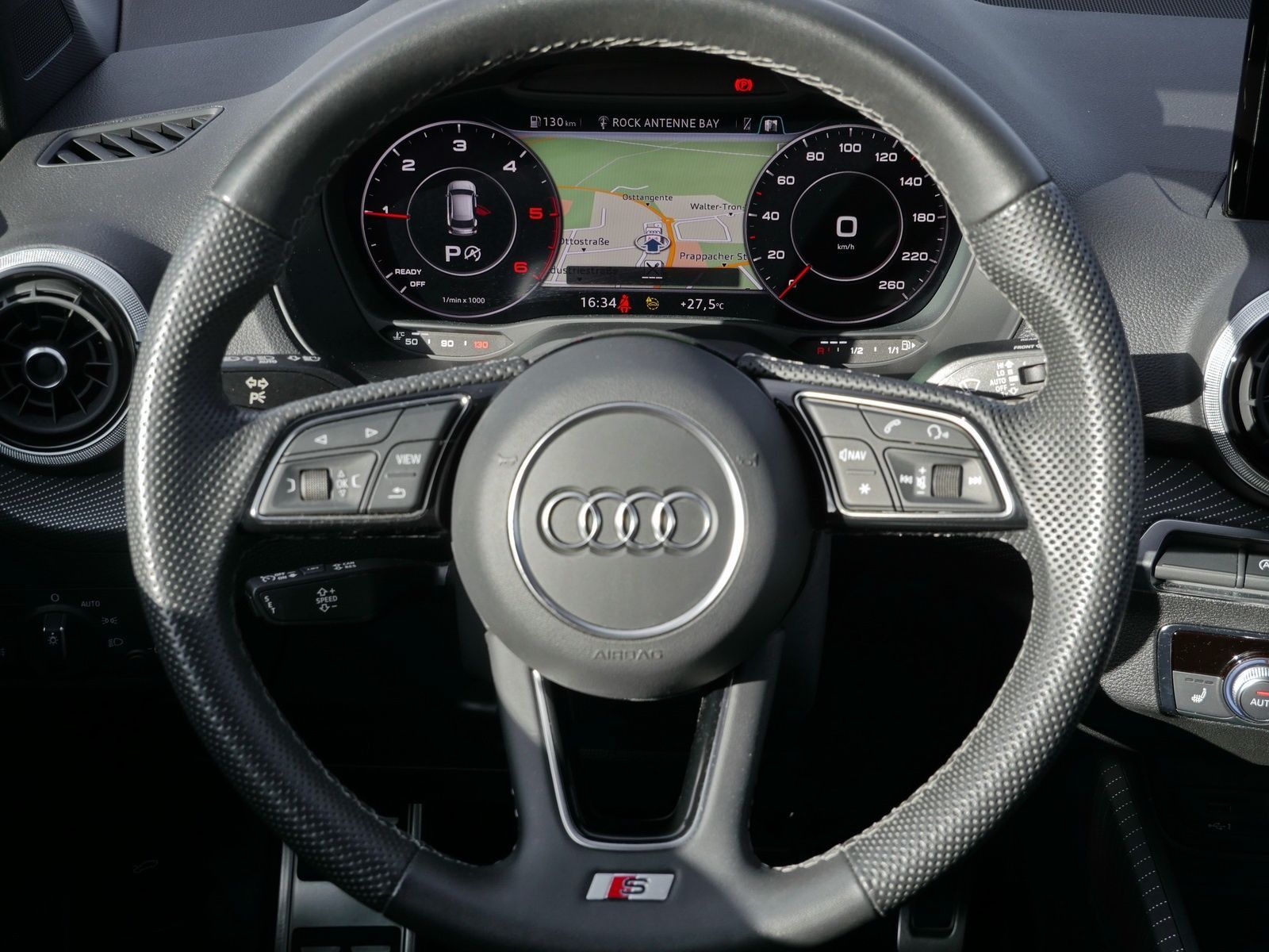 Audi Q2 2023 г. Серый, пробег 41625 км