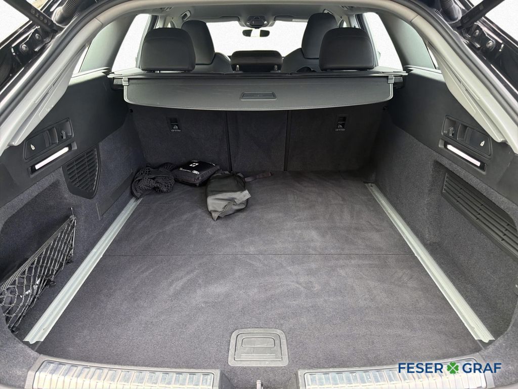 Audi A6 2025 г. Чёрный, пробег 28490 км