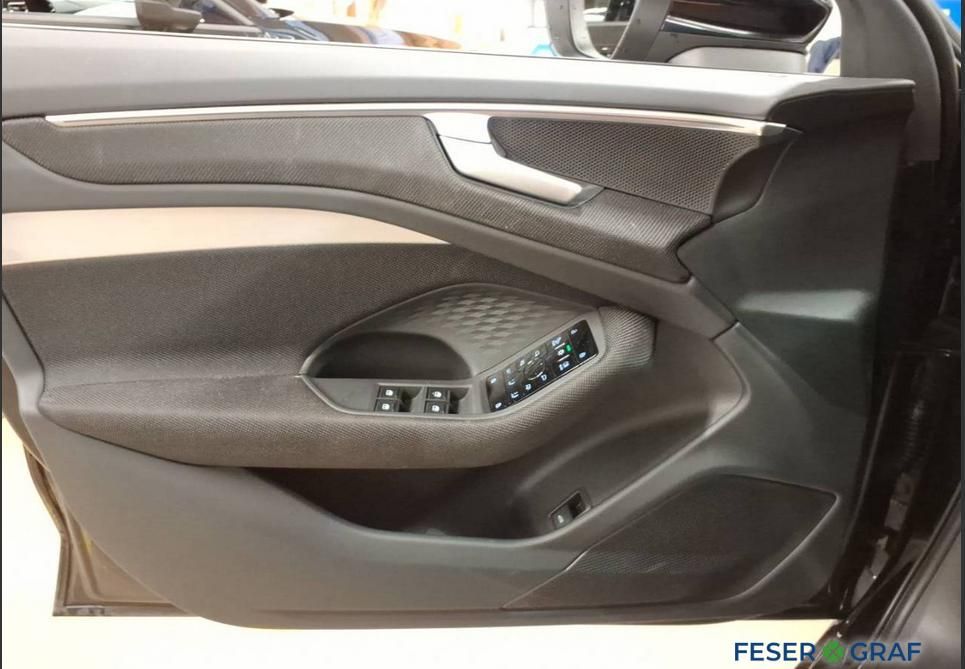 Audi A6 2025 г. Чёрный, пробег 18280 км