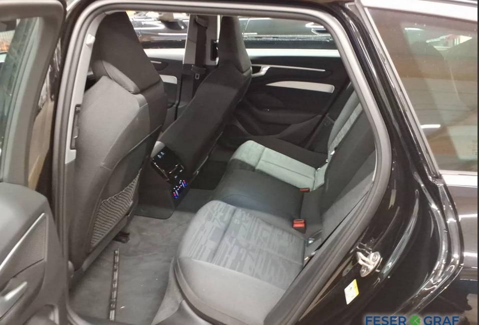 Audi A6 2025 г. Чёрный, пробег 18280 км
