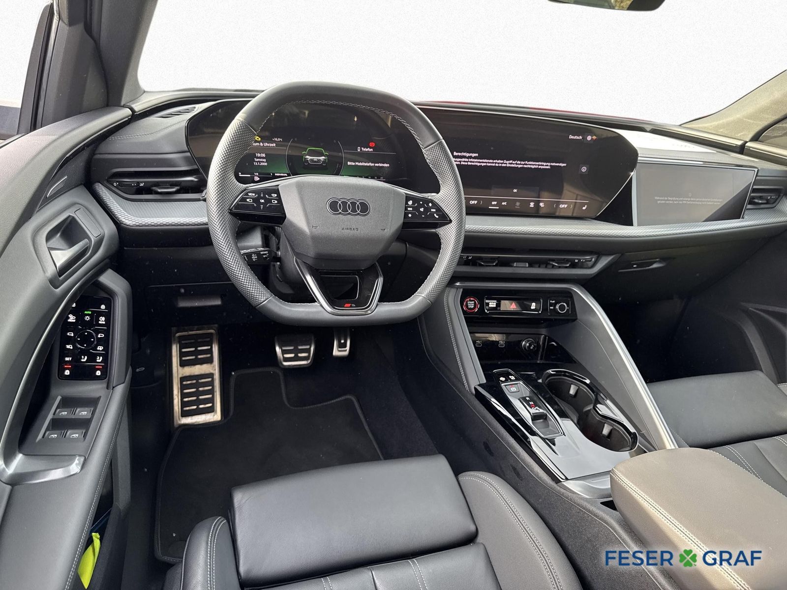 Audi Q5 2025 г. Серый, пробег 9580 км