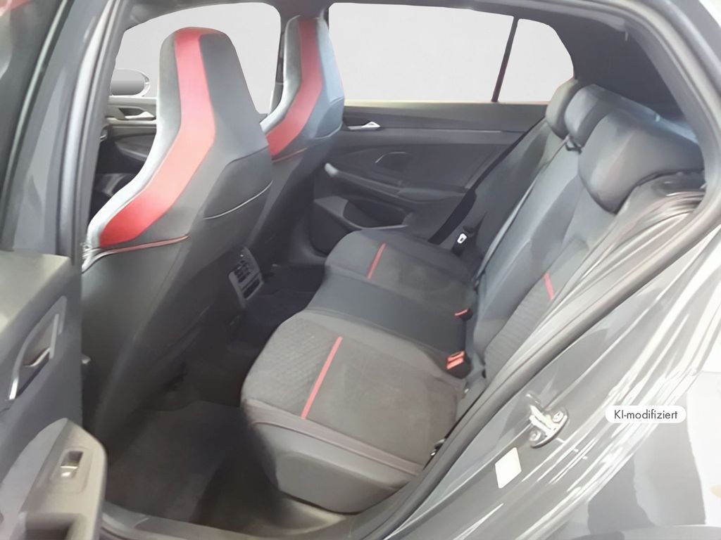 Volkswagen Golf 2026 г. Серый, пробег 12556 км