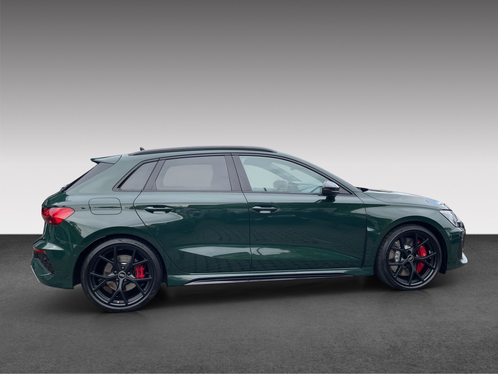 Audi RS3 2023 г. Зелёный, пробег 57950 км