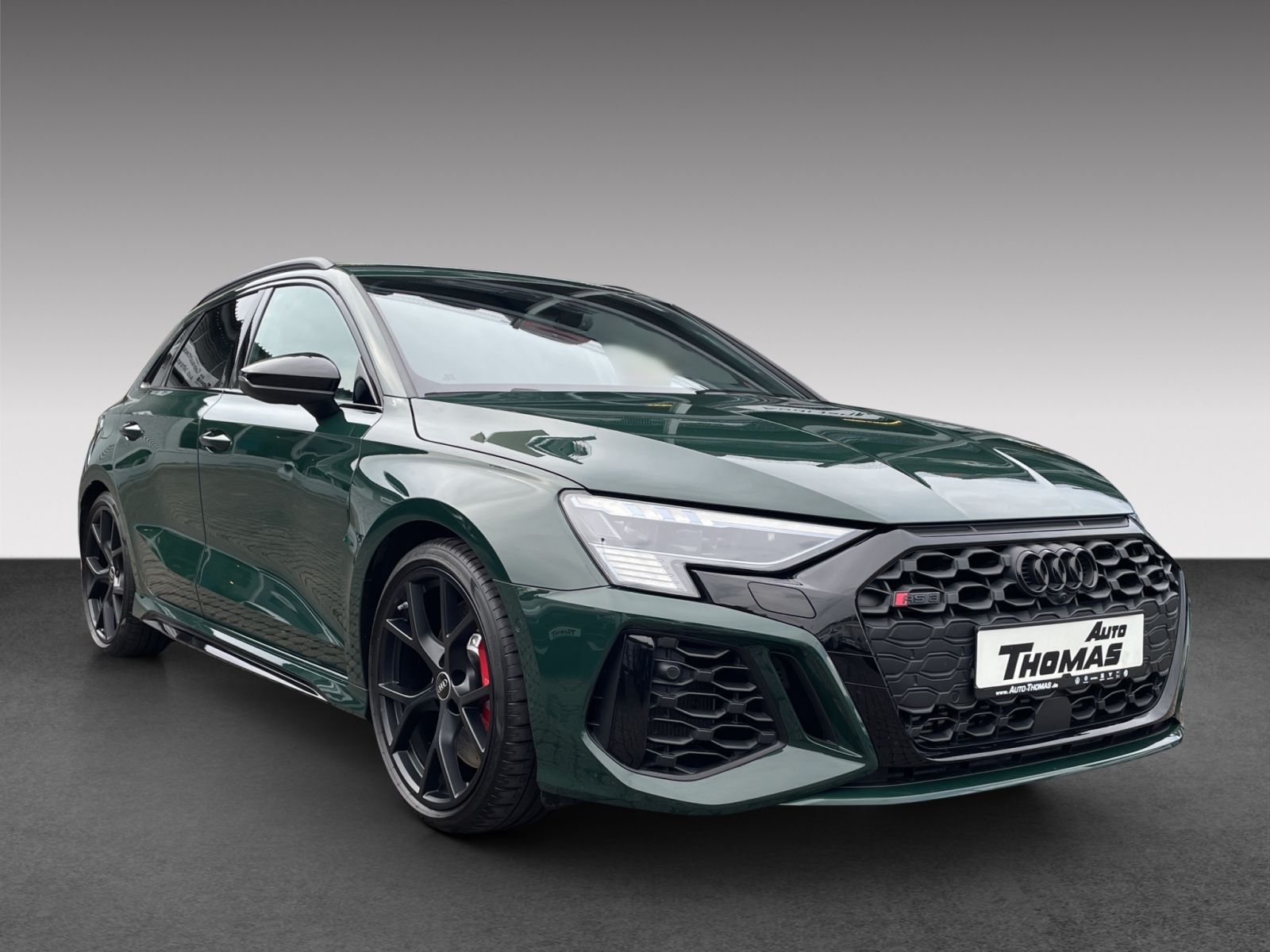 Audi RS3 2023 г. Зелёный, пробег 57950 км
