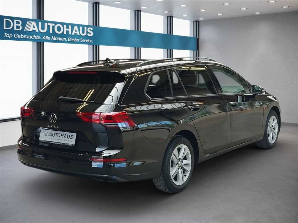 Volkswagen Golf 2024 г. Чёрный, пробег 52513 км