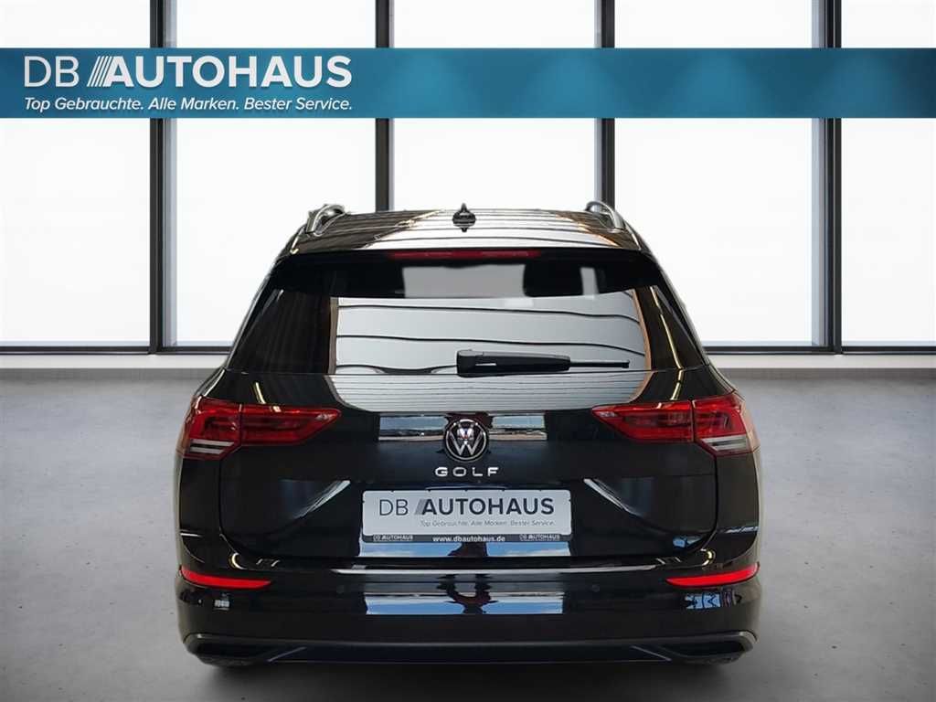 Volkswagen Golf 2024 г. Чёрный, пробег 52513 км