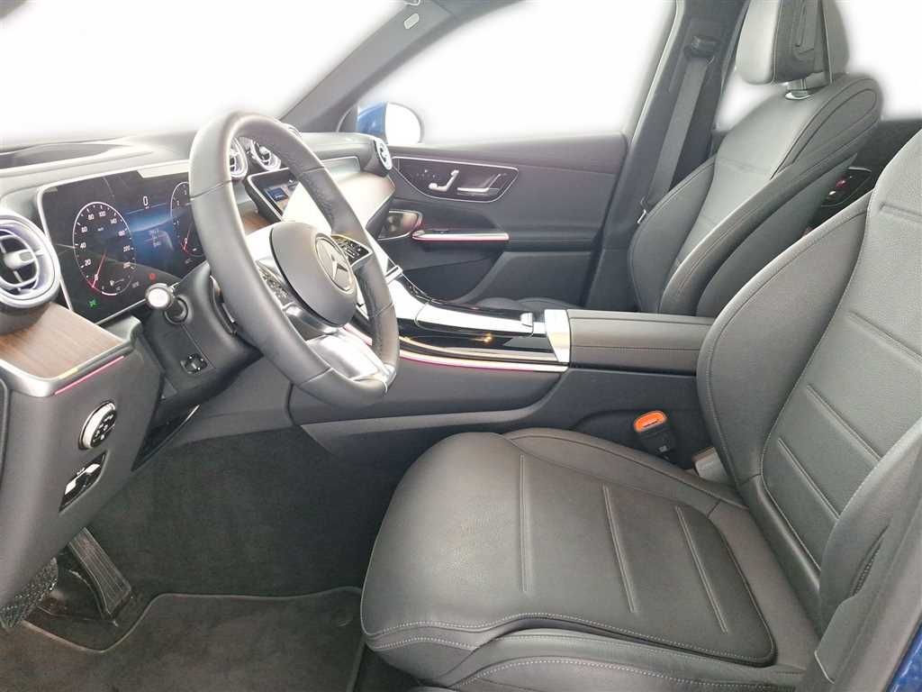 Mercedes-Benz GLC 300 2025 г. Синий, пробег 20448 км