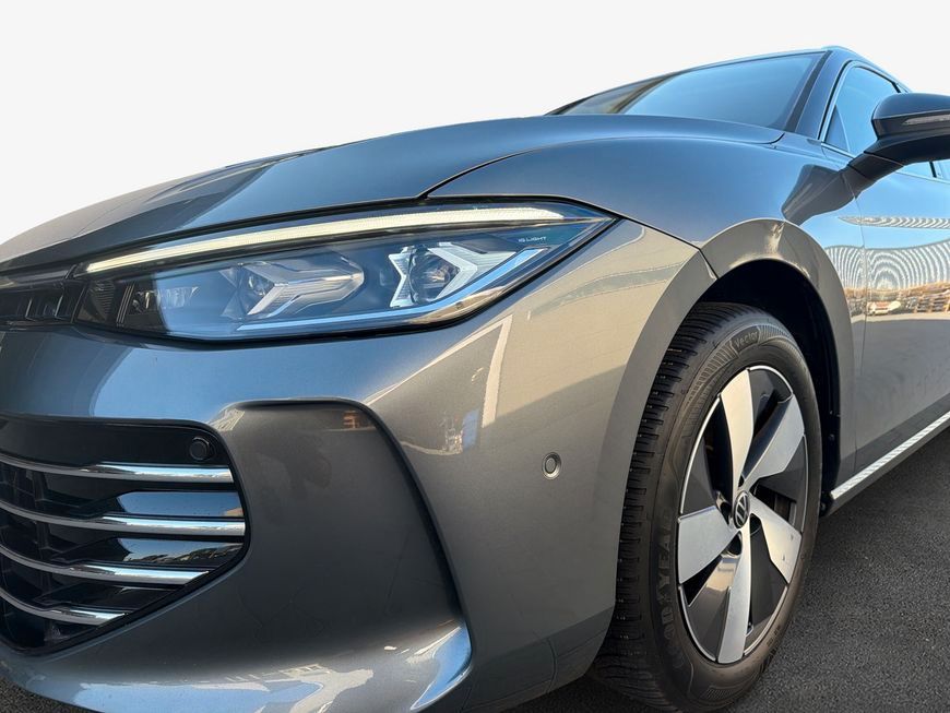 Volkswagen PASSAT VARIANT 2025 г. Серый, пробег 55083 км