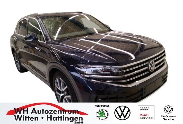 Volkswagen Touareg 2026 г. Синий, пробег 18385 км